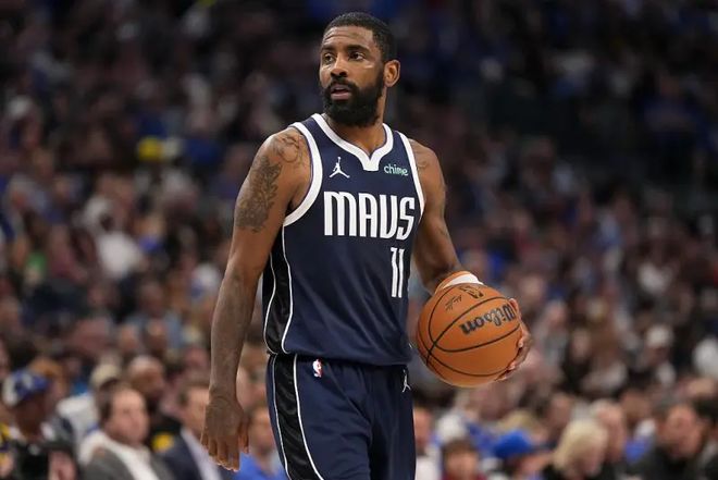 2016年9月：费城人队新秀莫尼雅克（Moniak）作为状元签签下。