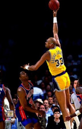 楚阿梅尼：良好心态是我强项之一；上赛季在伯纳乌被嘘让我进化