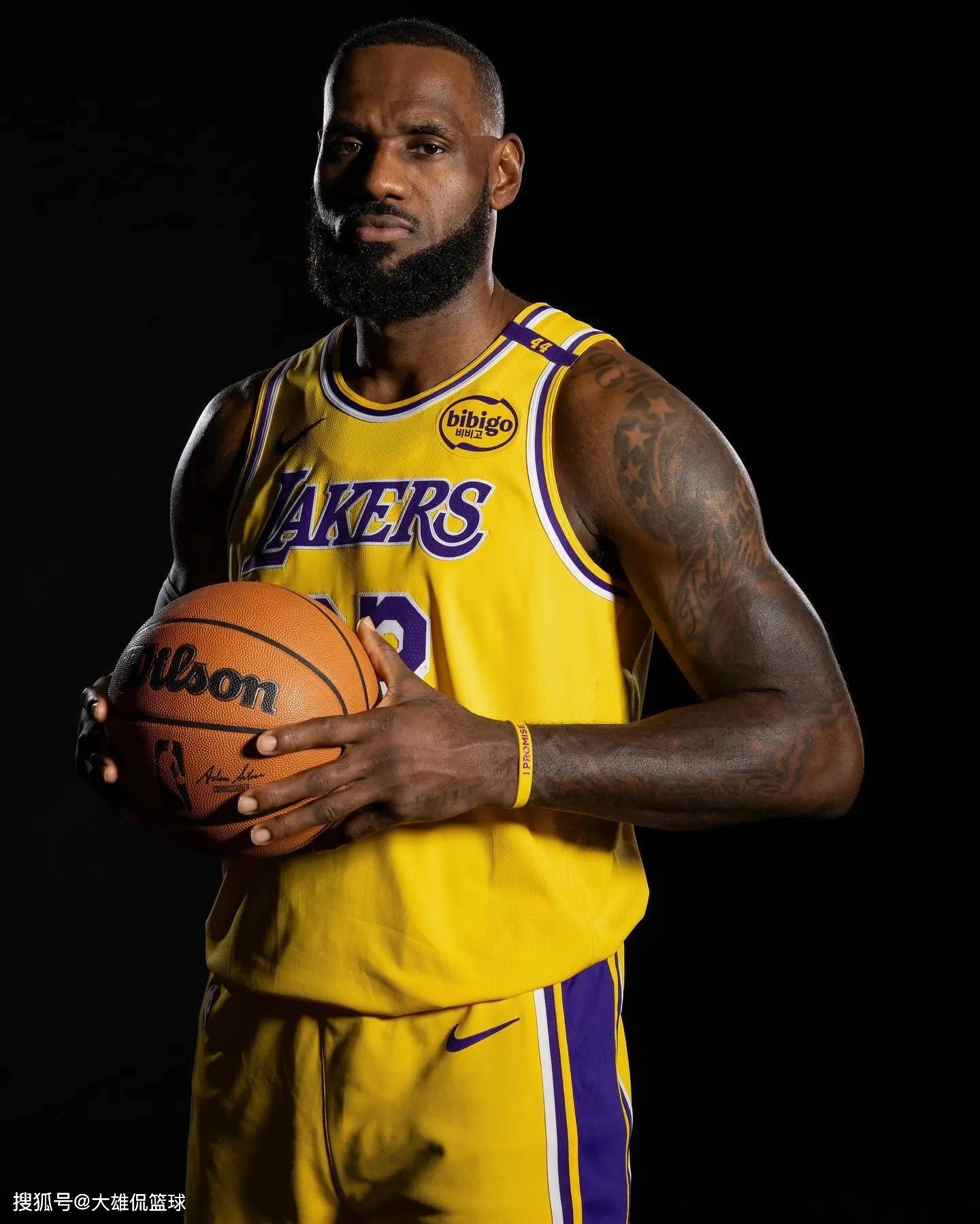 国际田联：世界百米纪录更新