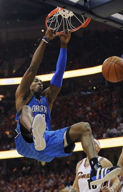 英超战报：曼城逆转切尔西,