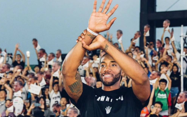 杜锋笑称球迷喊徐杰声音更大，广东男篮感谢武汉赛区