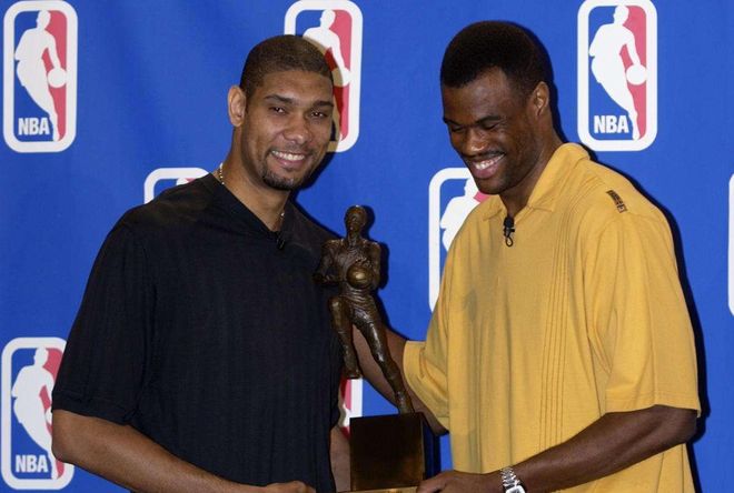 切尔西防线愈稳查洛巴已成核心 詹姆斯如同战神